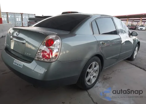 2005 Nissan Altima 2.5 S из США, поврежденный, VIN 1N4AL11E65C142909